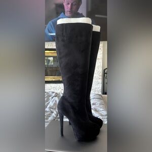 Sleek Black and White Heeled Boots with Stiletto Heel